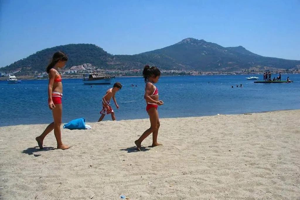 Villa Homerus At Sea, Privat Pool, For Families 10P. Wifi+ Yenifoca Turquia